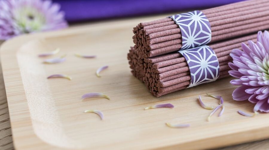 新盆のお供えを送るタイミングと注意点